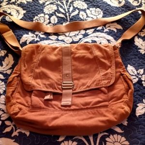 Vintage Fossil crossbody purse!